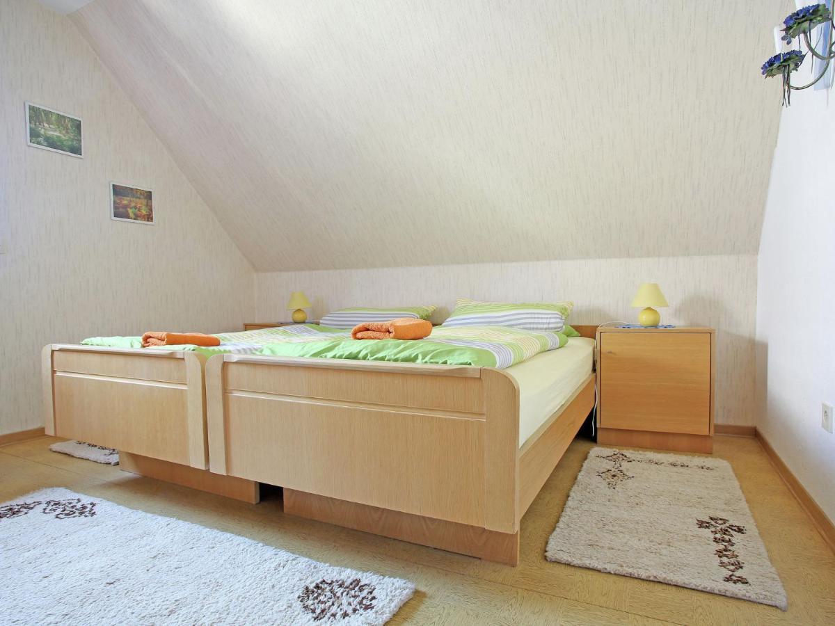 Secluded Apartment In Medebach With Terrace Esterno foto